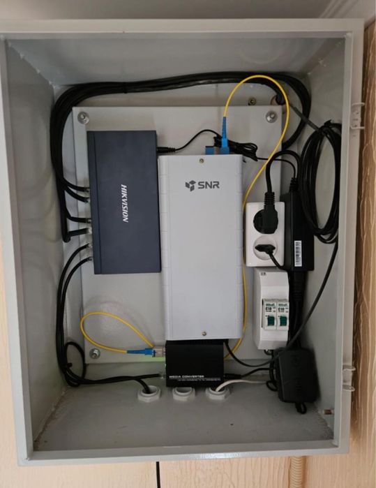 Настройка монтаж WiFi, монтаж СКС, монтаж и настройка STARLINK