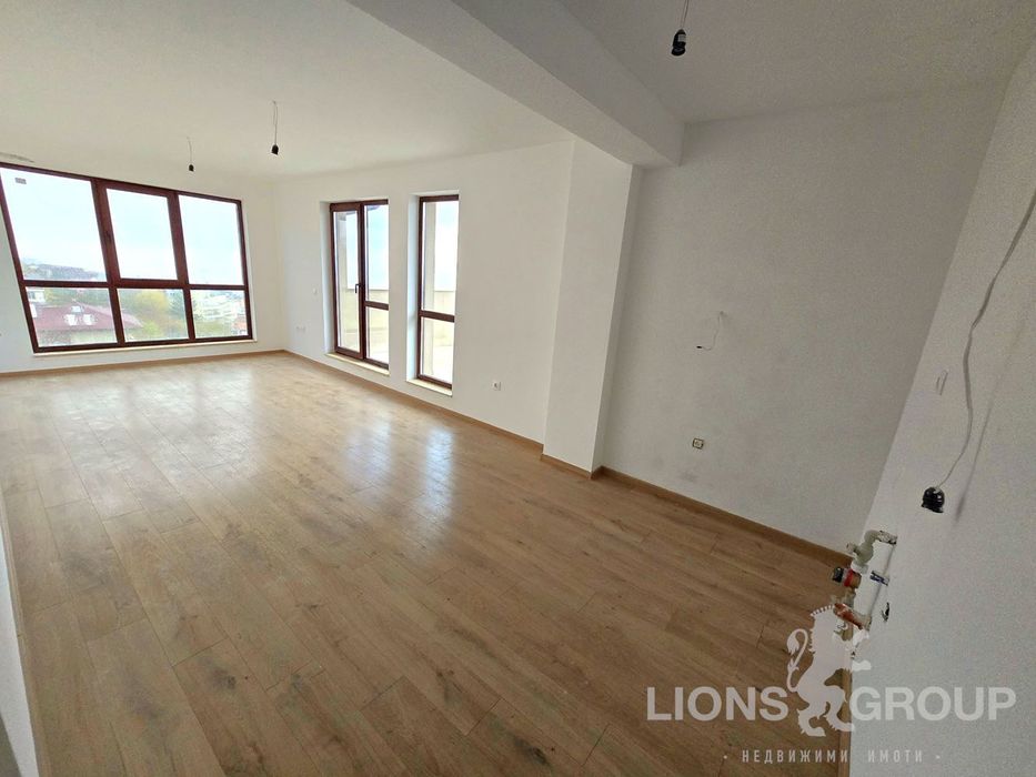 Продава се Тристаен апартамент в Варна, Бриз - 111 кв.м за 1379 €/кв.м - Снимка #4