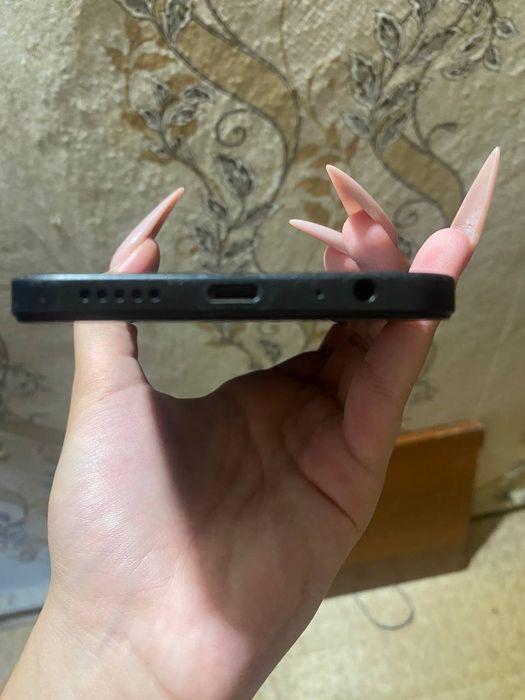 Продам  POCO c85