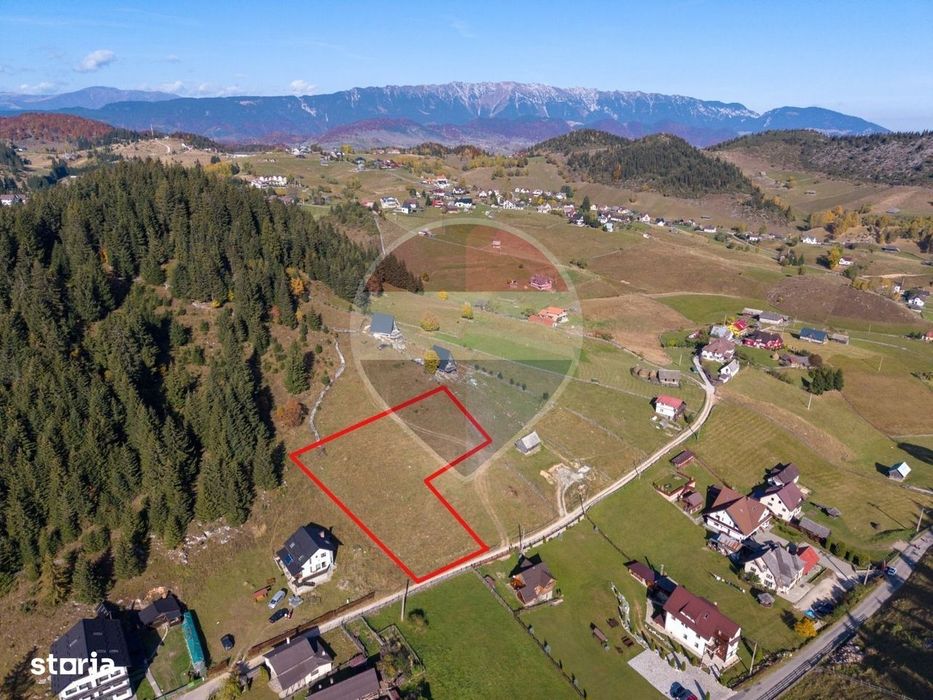 Teren intravilan 4.500 mp cu vedere panoramică spre munți | Fundata