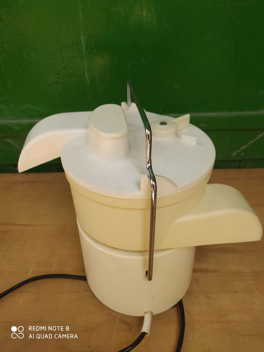 Продам соковыжималку росинка состояние: отличное