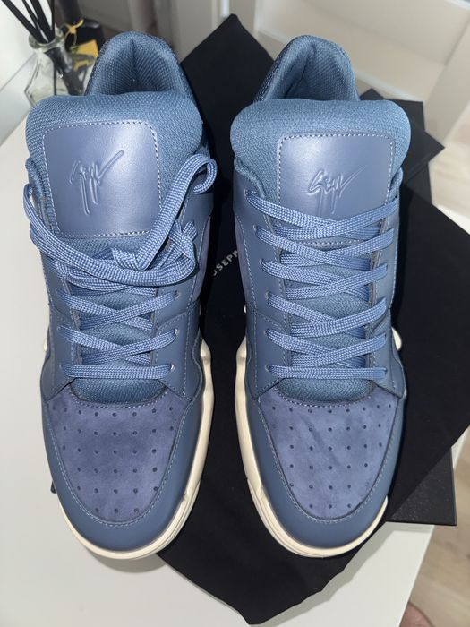 Giuseppe Zanotti Talon