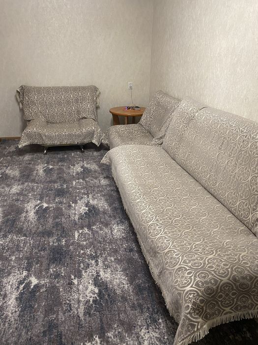 Квартира 2х МАРТ. ЦУМ, Макдональдс.