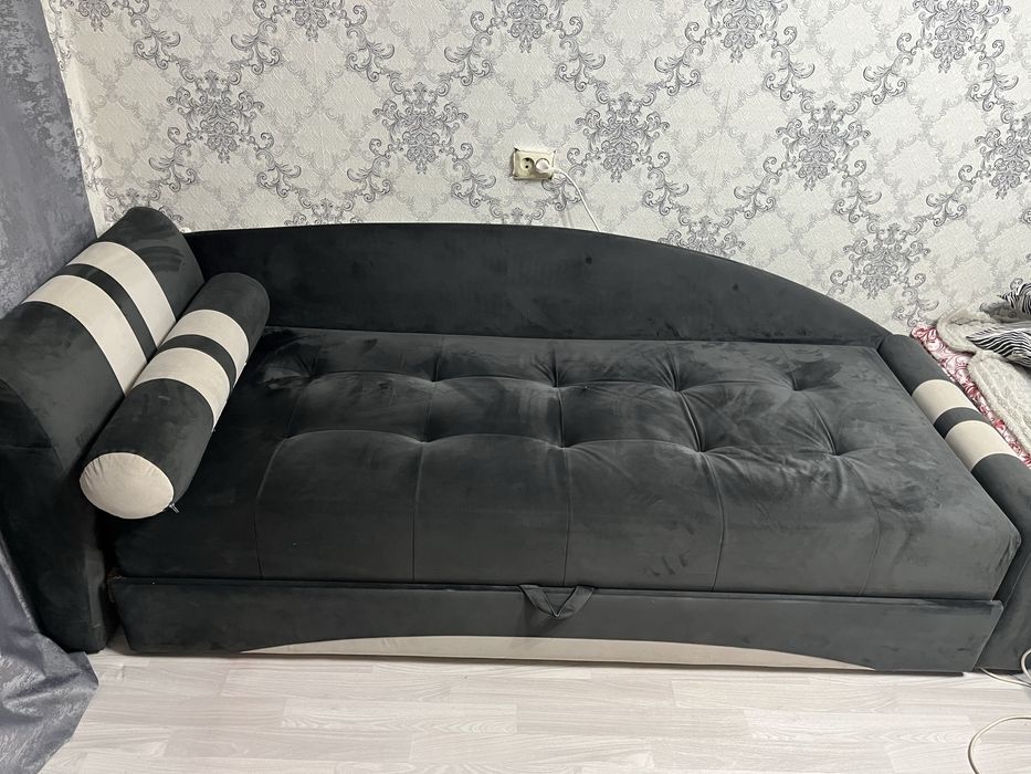 Продам диван б/у