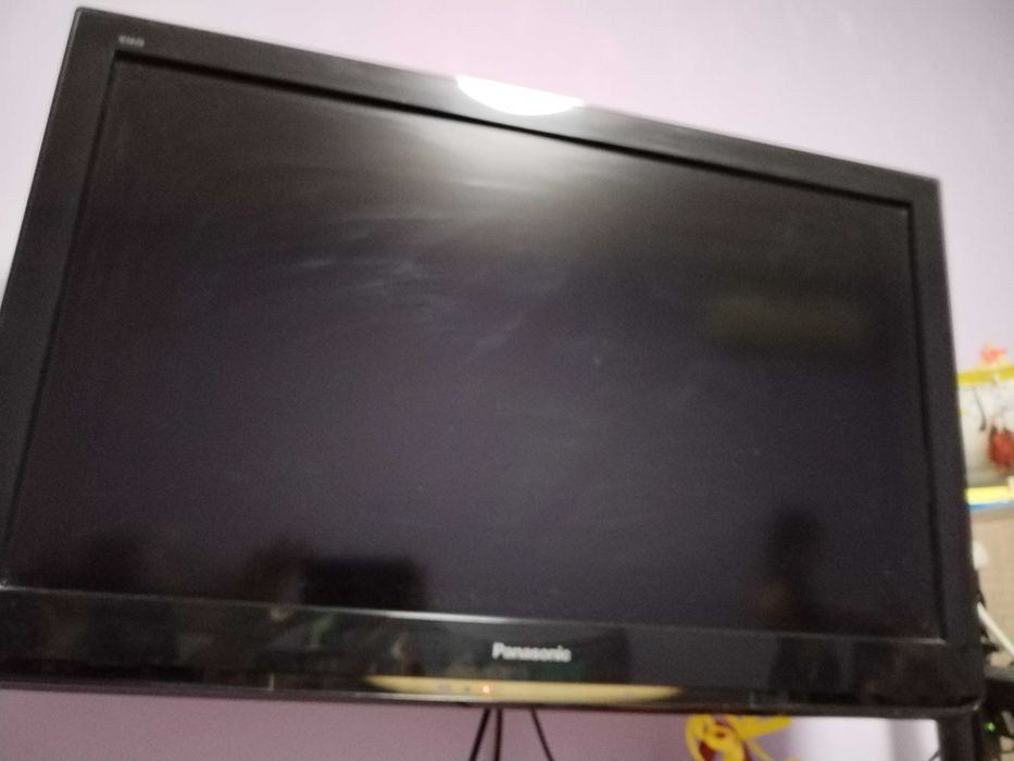 Panasonic LCD 32