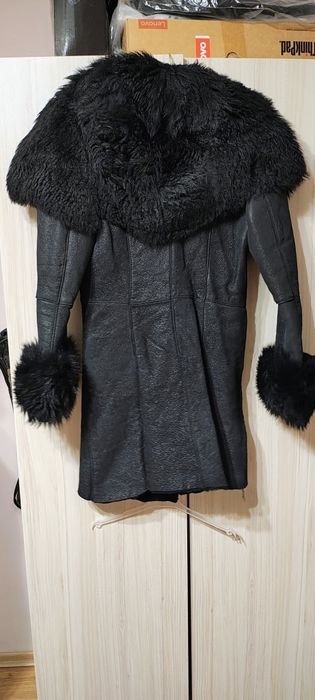 Дамско палто от естествена кожа