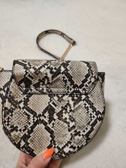 Дамска чанта 15лв