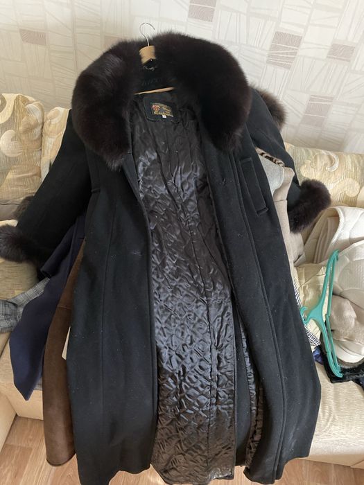 Продается Пальто, дубленки, куртки, шапки