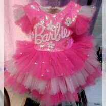 Пышное яркое платья Барби