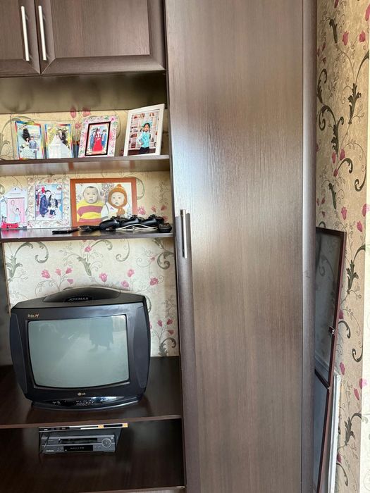 Срочно продам шифонер