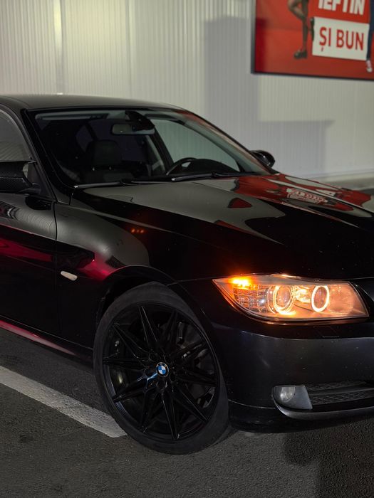 Bmw e90 2010        320 dizel