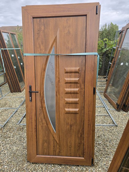 Usi termopan cu modele noi Deosebite