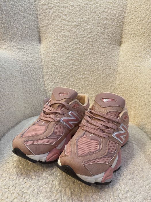 Обувки New Balance 9060