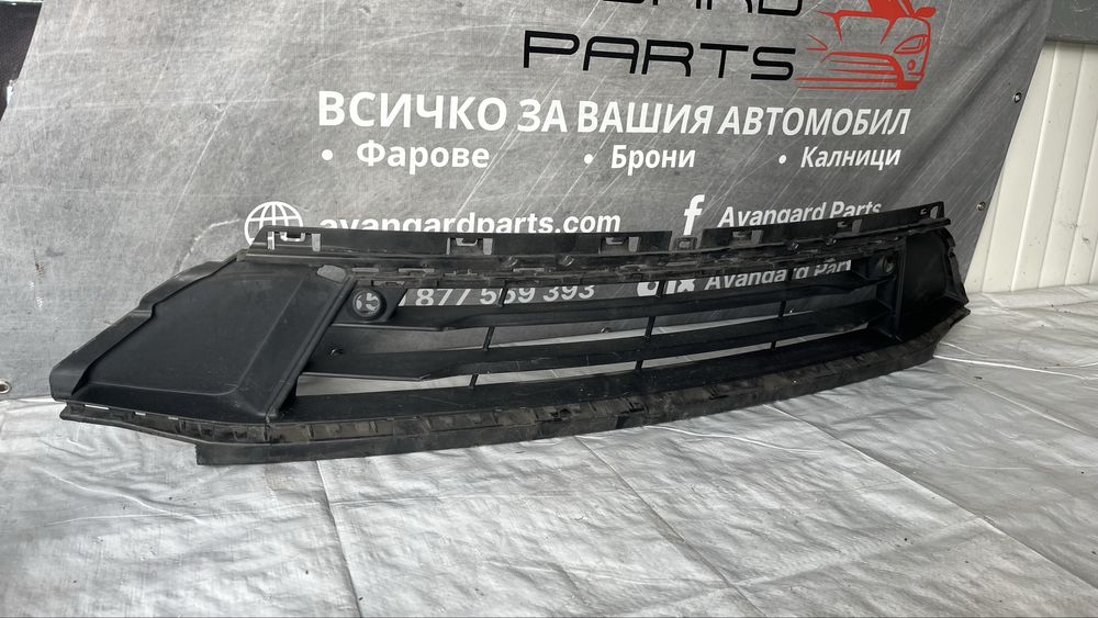 Предна решетка BMW 2 F46 2015-