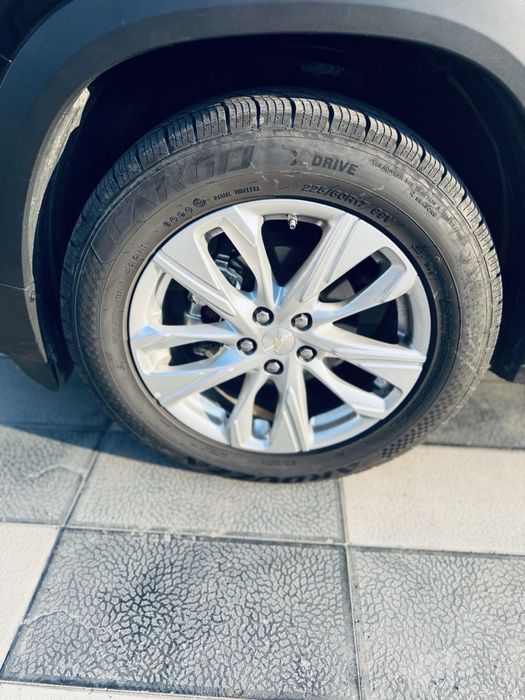 Срочно продается машина Chevrolet Tracker 2 LTZ