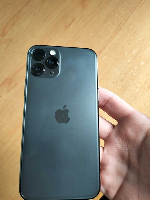 Iphone 11 pro xolati yaxshi ochilmagan