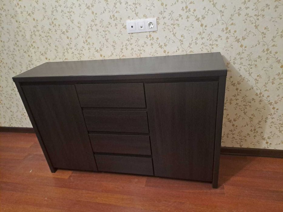 Двухспальня кровать