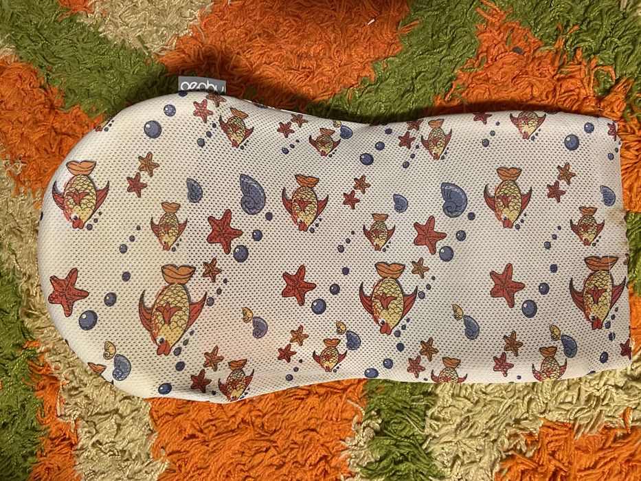 Шезлонг для купания