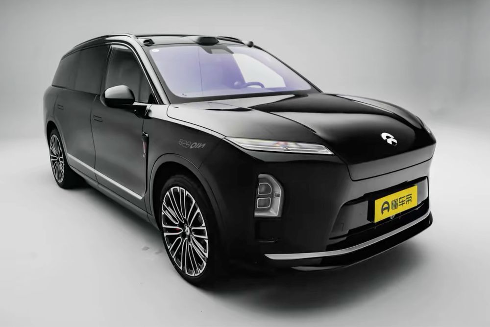 NIO ES8 Signature Edition в максимальной конфигурации