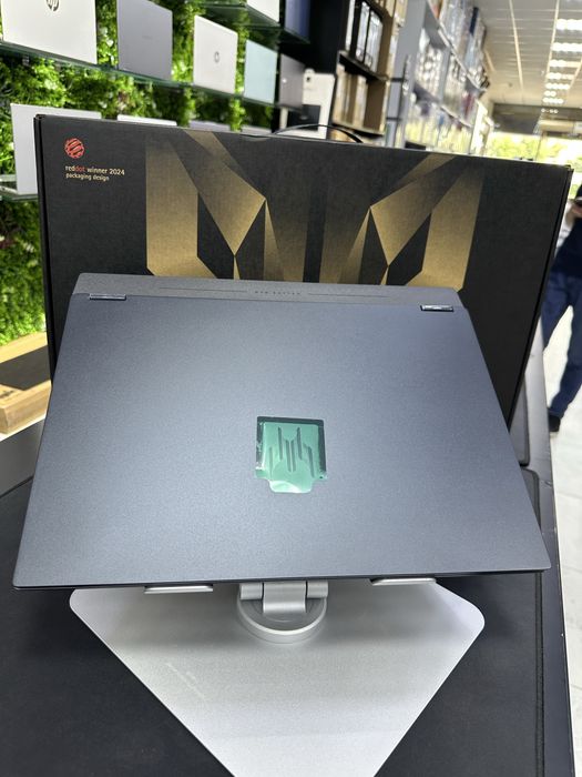 Predator Helios Neo 16S AI