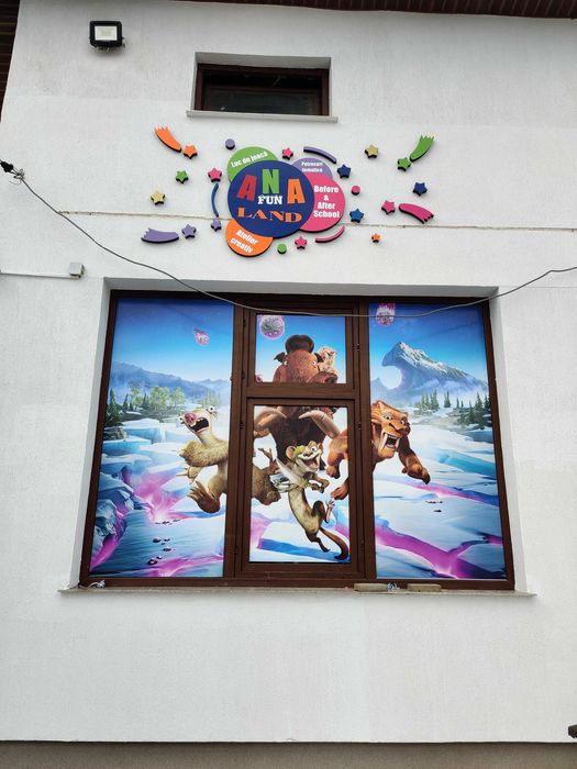 Casete Luminoase, Litere Volumetrice, Totemuri, Colantare Geamuri