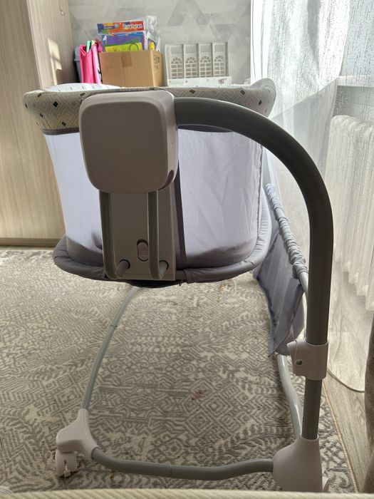 Продам детскую кроватку