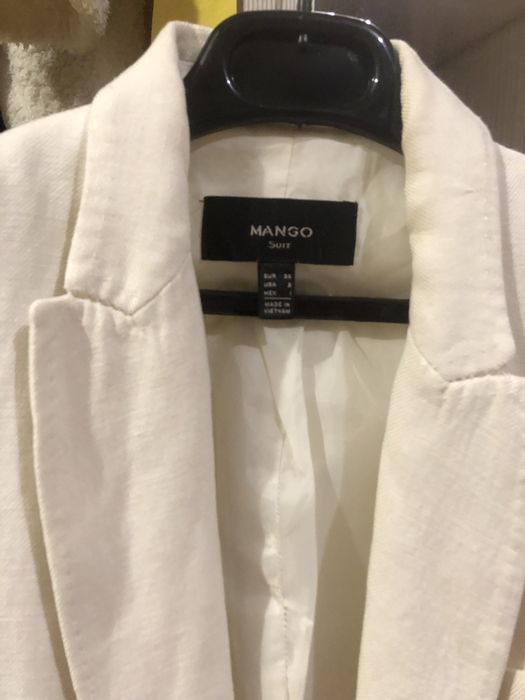 Продам женский белый пиджак