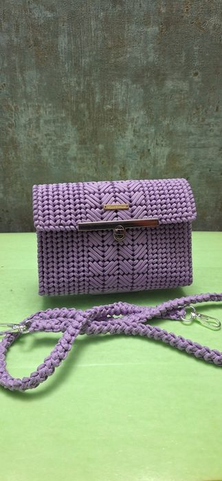 Дамские сумочки.