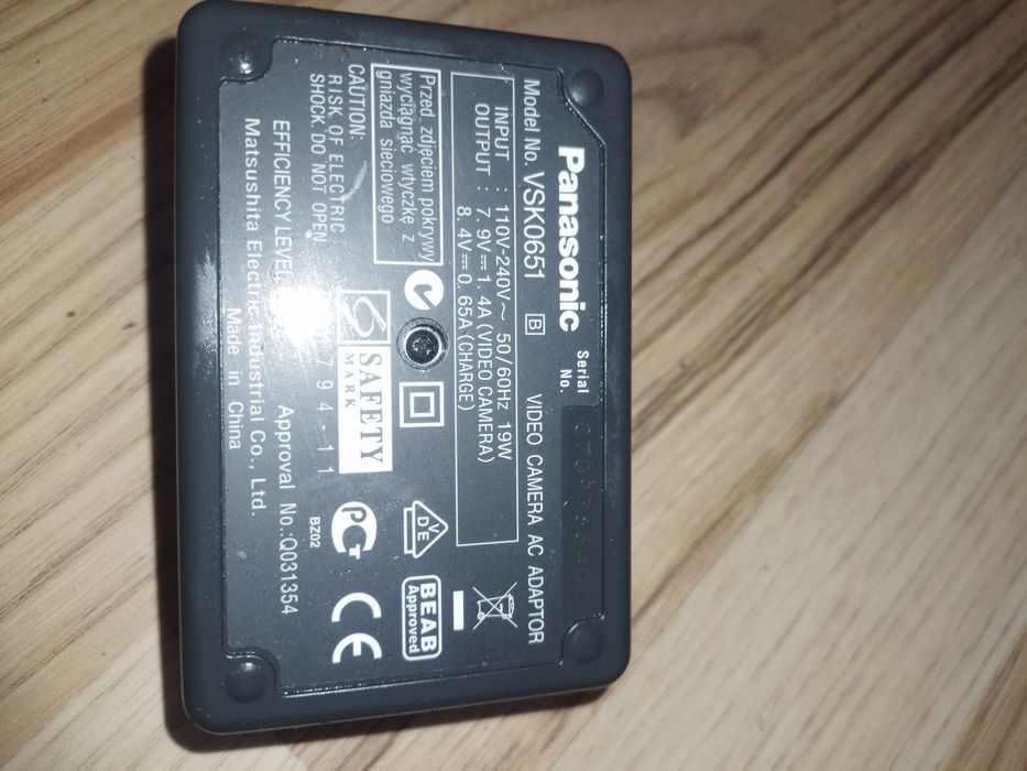 Camere și încărcătoare