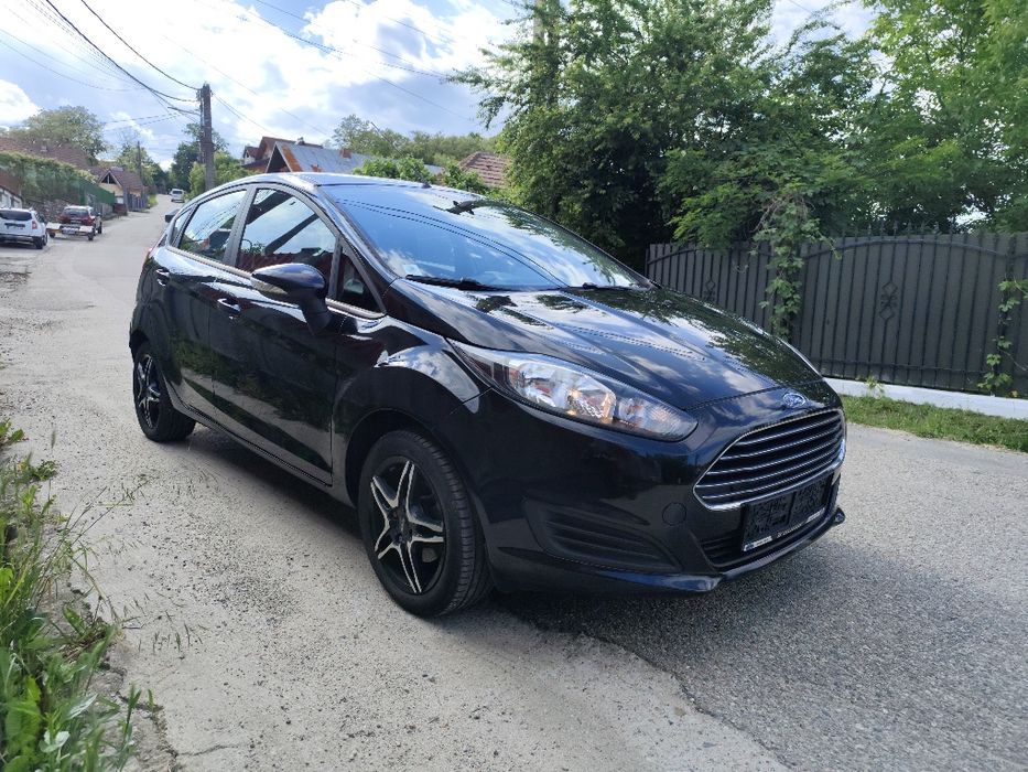 Ford Fiesta an2014 model Facelift/Euro 5/benzina