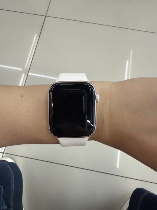 Apple watch SE GPS.Gen 2 S/M 44мм бежевый