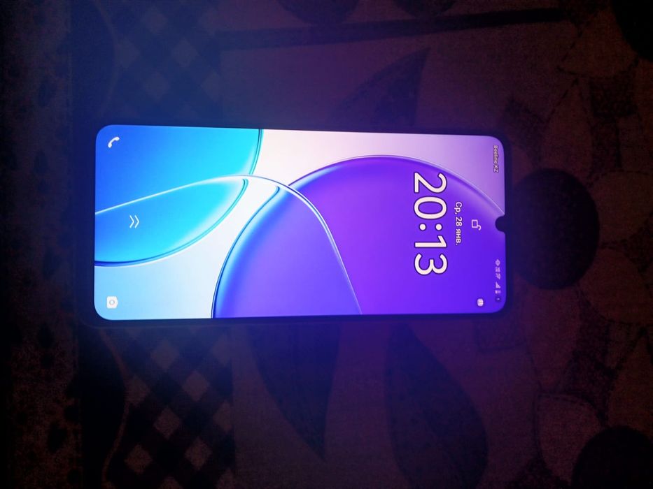 Продам vivo YO4 256GB/4+4