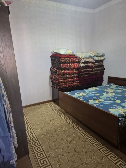 Срочна ховли сотилади