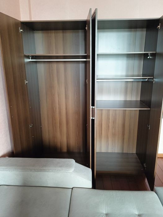 Шкаф 4-х дверный