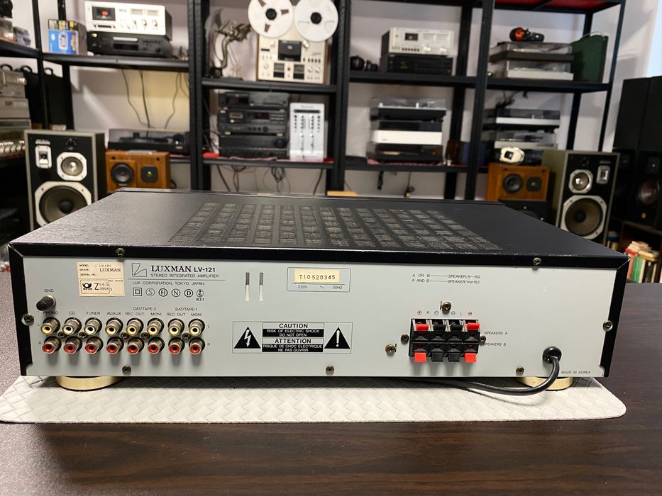 Качествен усилвател Luxman