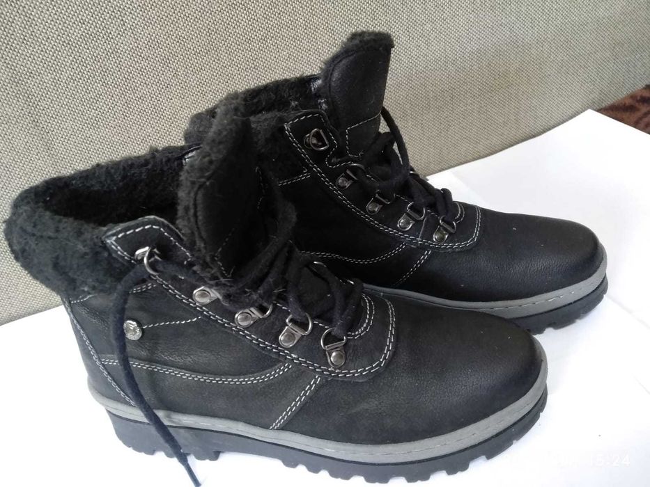 Ботинки зимние 40 размер