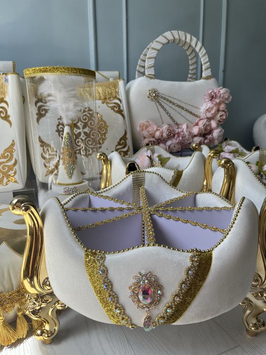 Корзина тойбастар