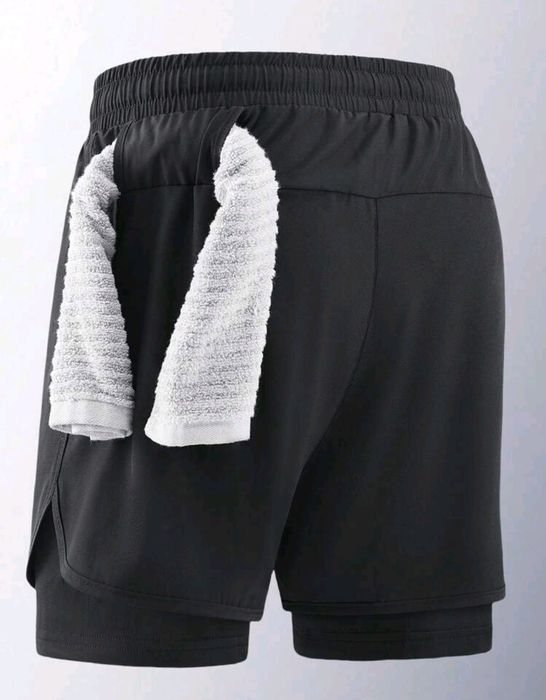 Pantaloni scurți pentru sport
