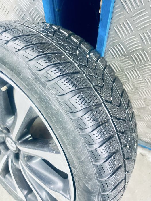 Зимни гуми Pirelli 215/50/18