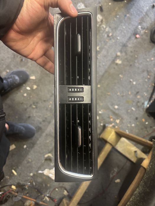 Духашки и бутони за ауди а4 б8