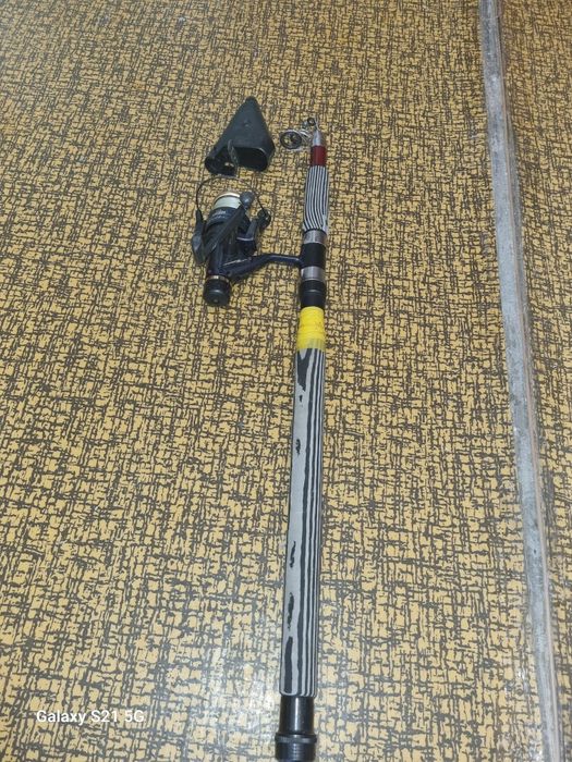 Много въдици и телескоп