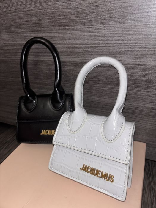 Jacquemos мини чантички