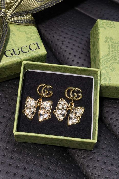 обеци гучи сет с чантичка и кутийка бижута златисти с цирконии gucci