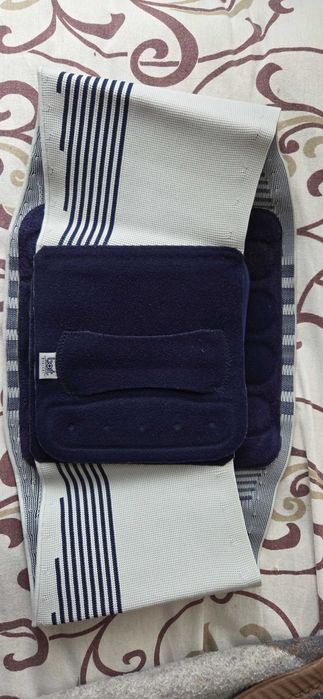 Стабилизиращ колан за лумбални прешлени при дискова херния и болка