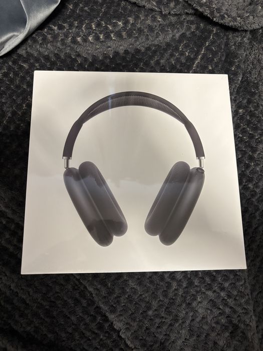 AirPods Max garantie valabila