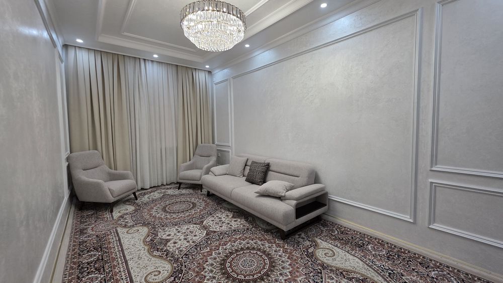 Сдаётся в аренду новая 3-х комнатная 100м2 в самом центре города