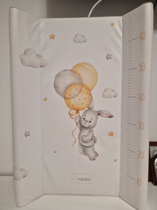 Masuta de infasat bebe