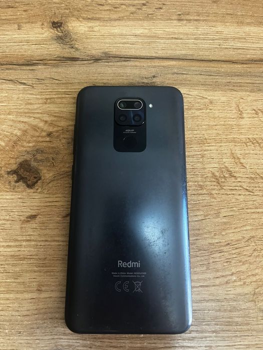 Продам телефон redmi note 9