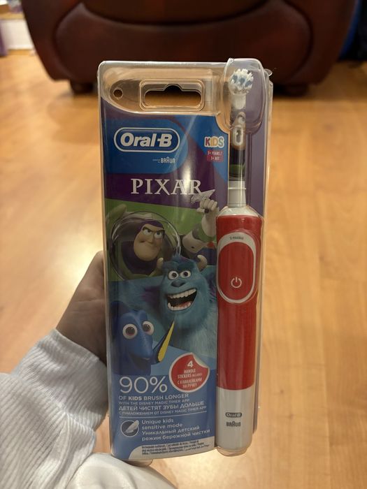 Periuta de dinti electrica pentru copii