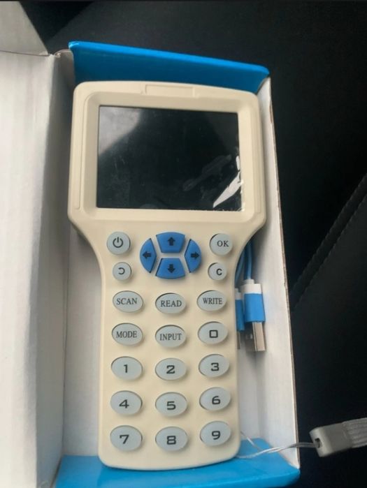 Программатор домофоных ключей